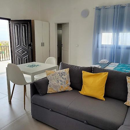 Apartamentos Falcon Tinajo Extérieur photo