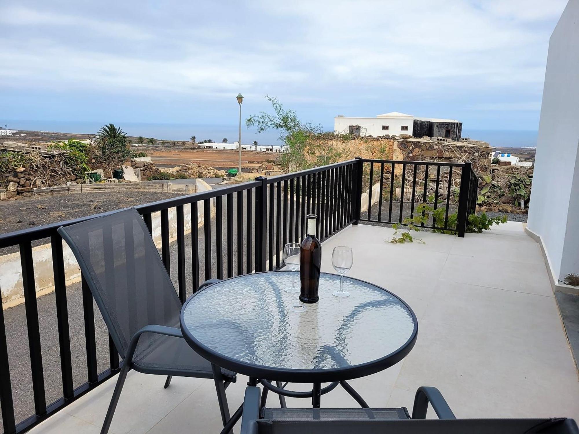 Apartamentos Falcon Tinajo Extérieur photo